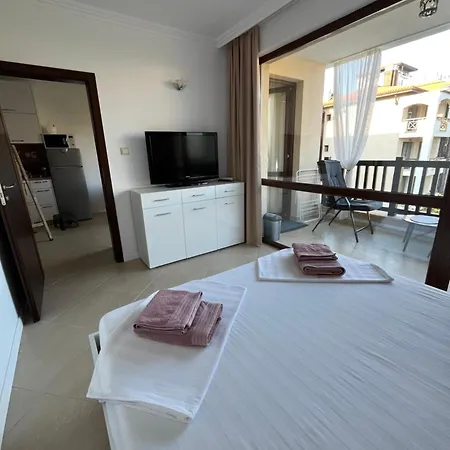 двуспален оазис бийч клуб Lozenets