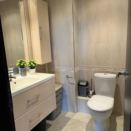 двуспален оазис бийч клуб * Lozenets