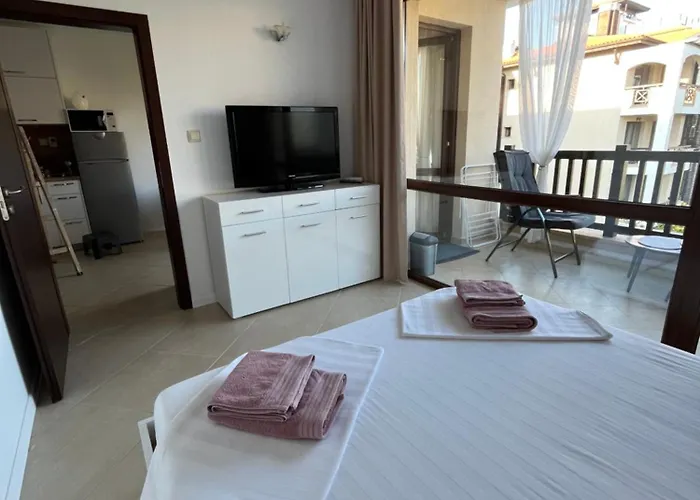 двуспален оазис бийч клуб Lozenets